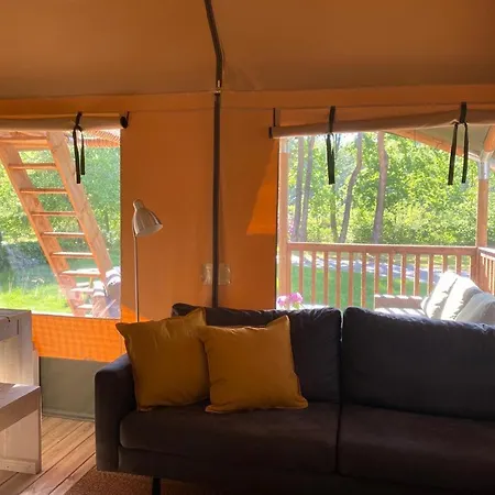 Safaritent, Ranger Lodge, 6 Personen Campismo de Luxo Putten